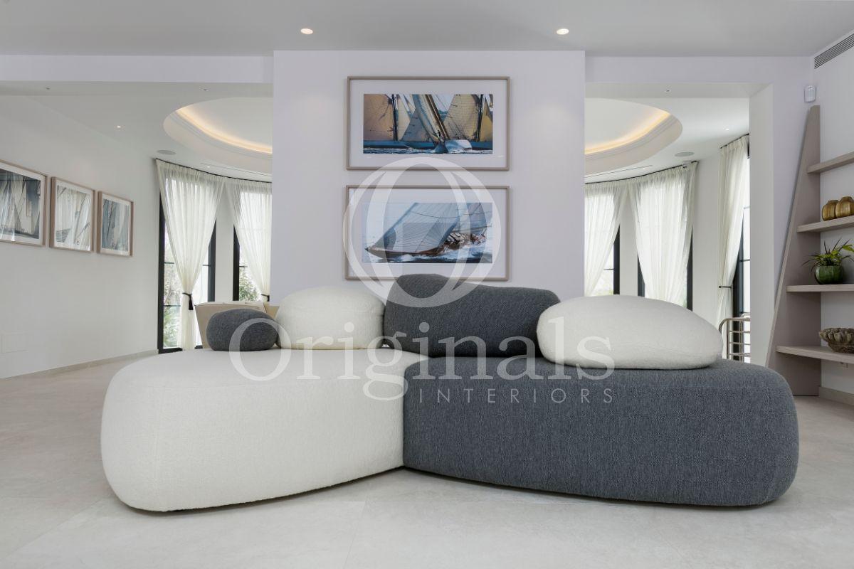 Luxury room with designer couch - Originals Interiors